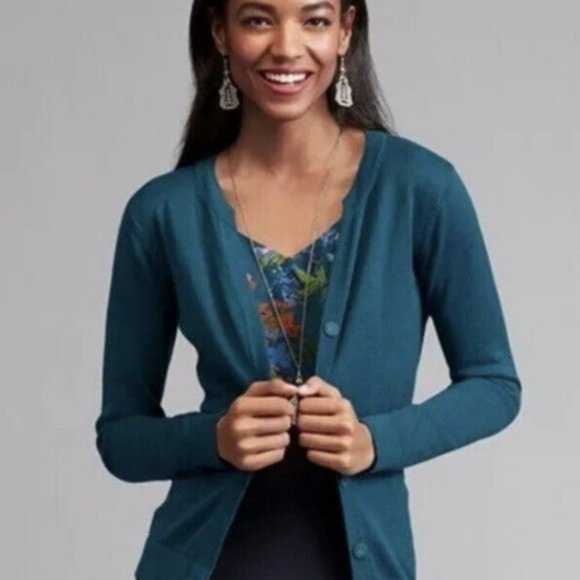 CAbi Sweaters - CAbi Ever Cardigan - Size M